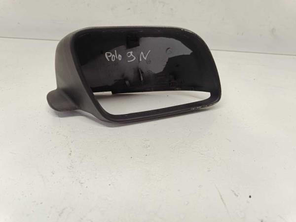 COUVERCLE DE RETRO DROIT VW POLO 9N 2002-2005 - Vue 2